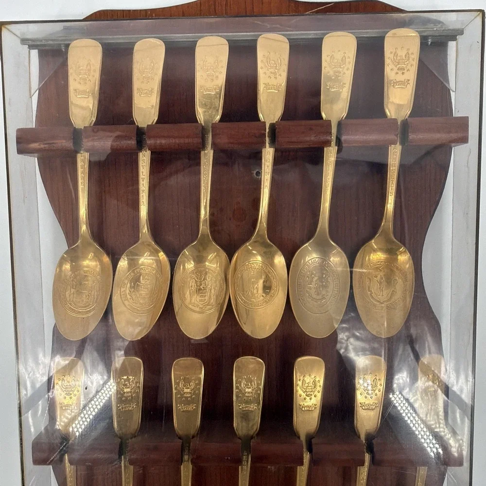 Vintage 1976 Bicentennial 13 Colonies Spoon Set Gold Electroplate Display Case